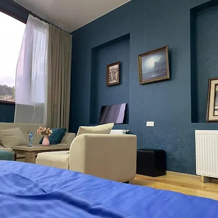 Appartment In Heart Of Тбилиси Экстерьер фото