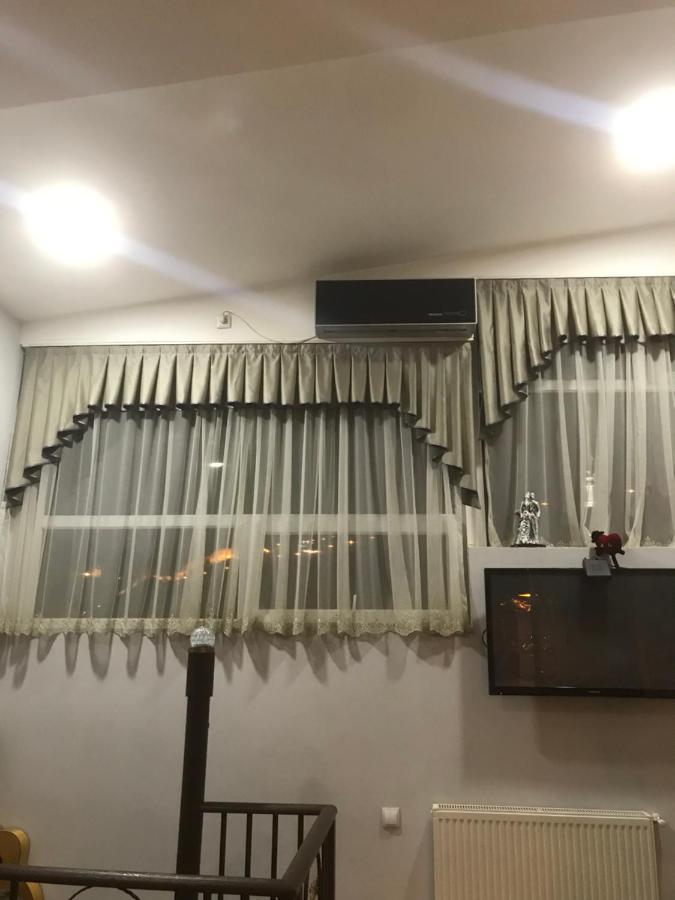 Privatunterkunft In Heart Of Tbilisi